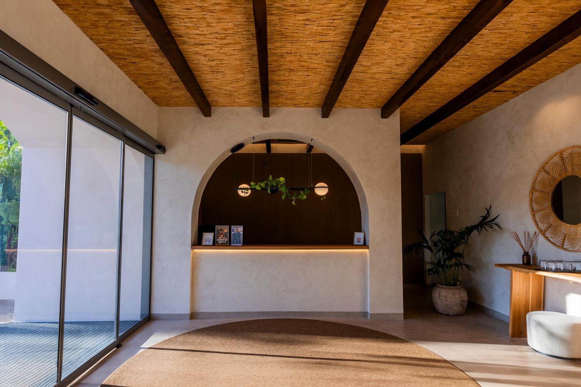 Albades Hotel & Spa (Adults Only) ベニカシム エクステリア 写真